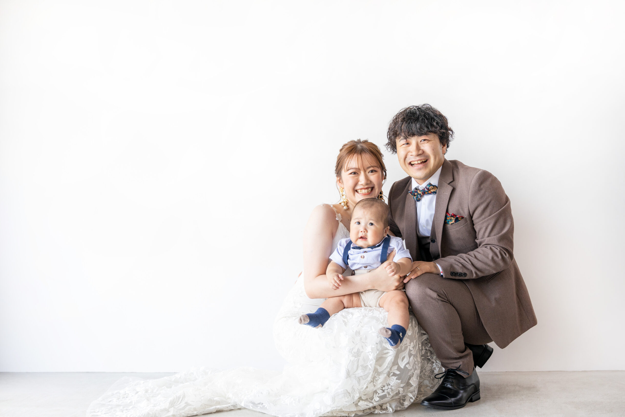 富山県射水市にあるウエディングフォトスタジオシャトンで行った親子で撮影するファミリーフォトウェディング