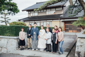 富山フォトウェディングで家族全員と一緒に撮影する時のおすすめロケーションとポイント
