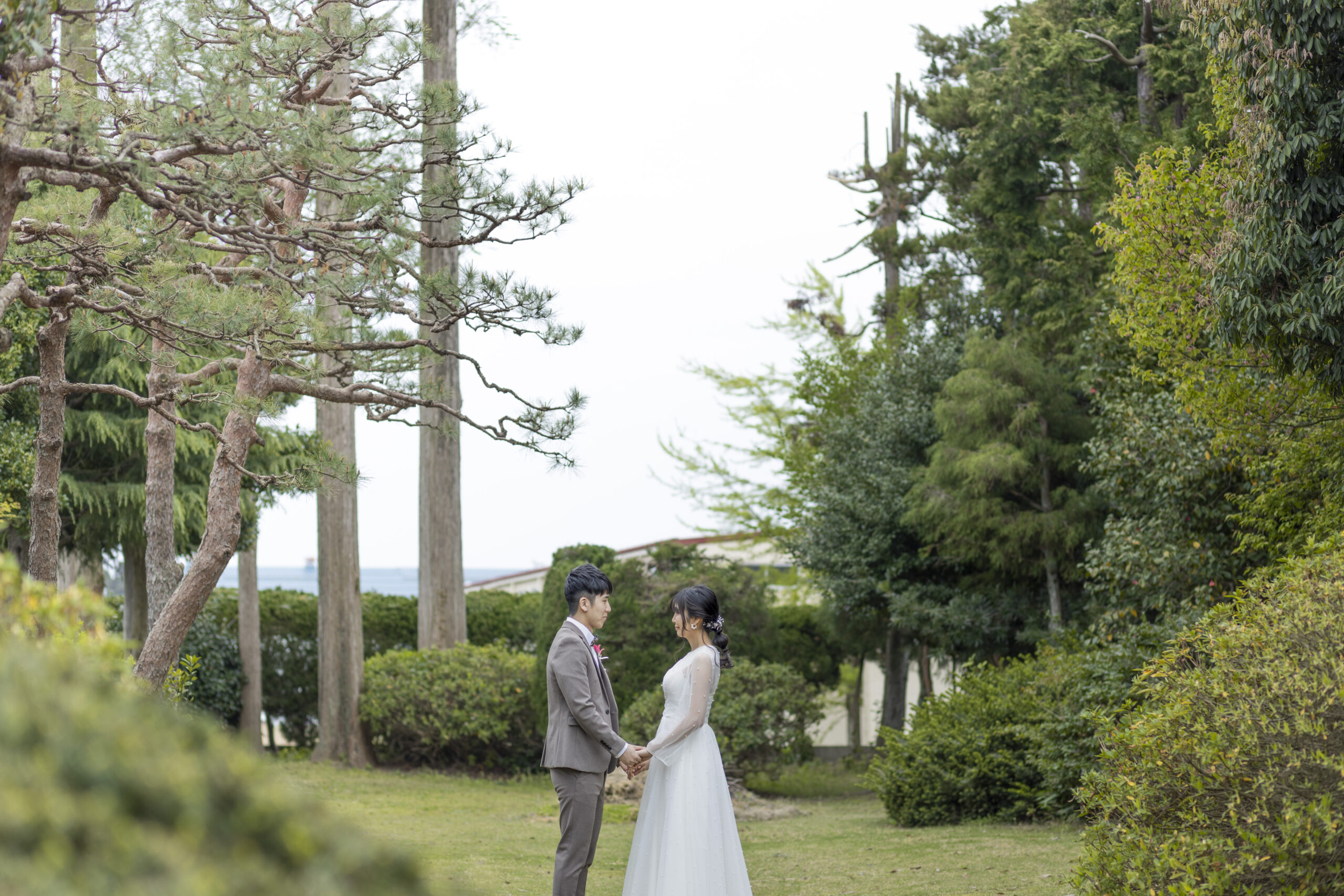 富山県射水市にあるウエディングフォトスタジオシャトンで行った新郎新婦のフォトウェディング