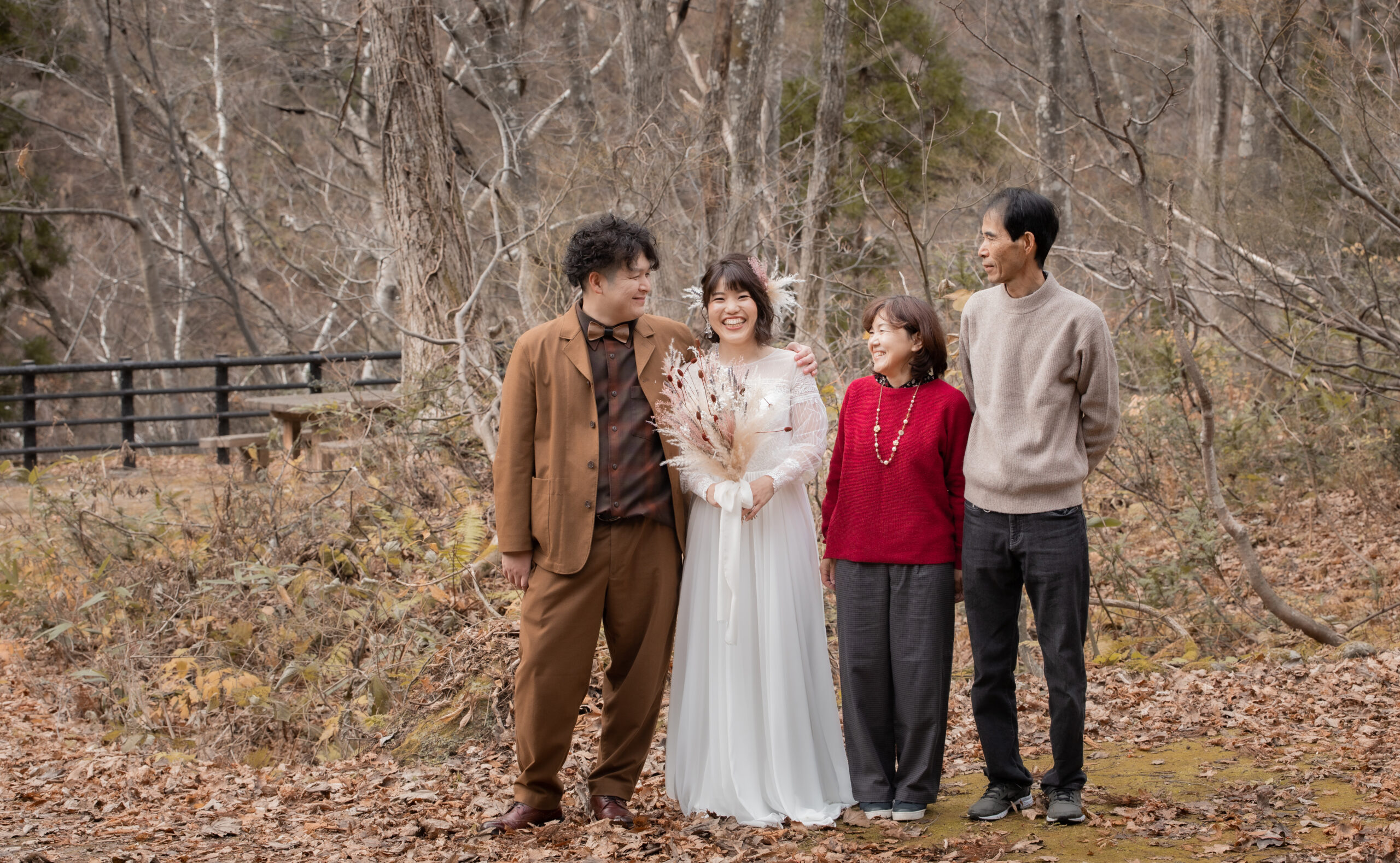 富山県射水市にあるウエディングフォトスタジオシャトンで行った親子で撮影するファミリーフォトウエディング