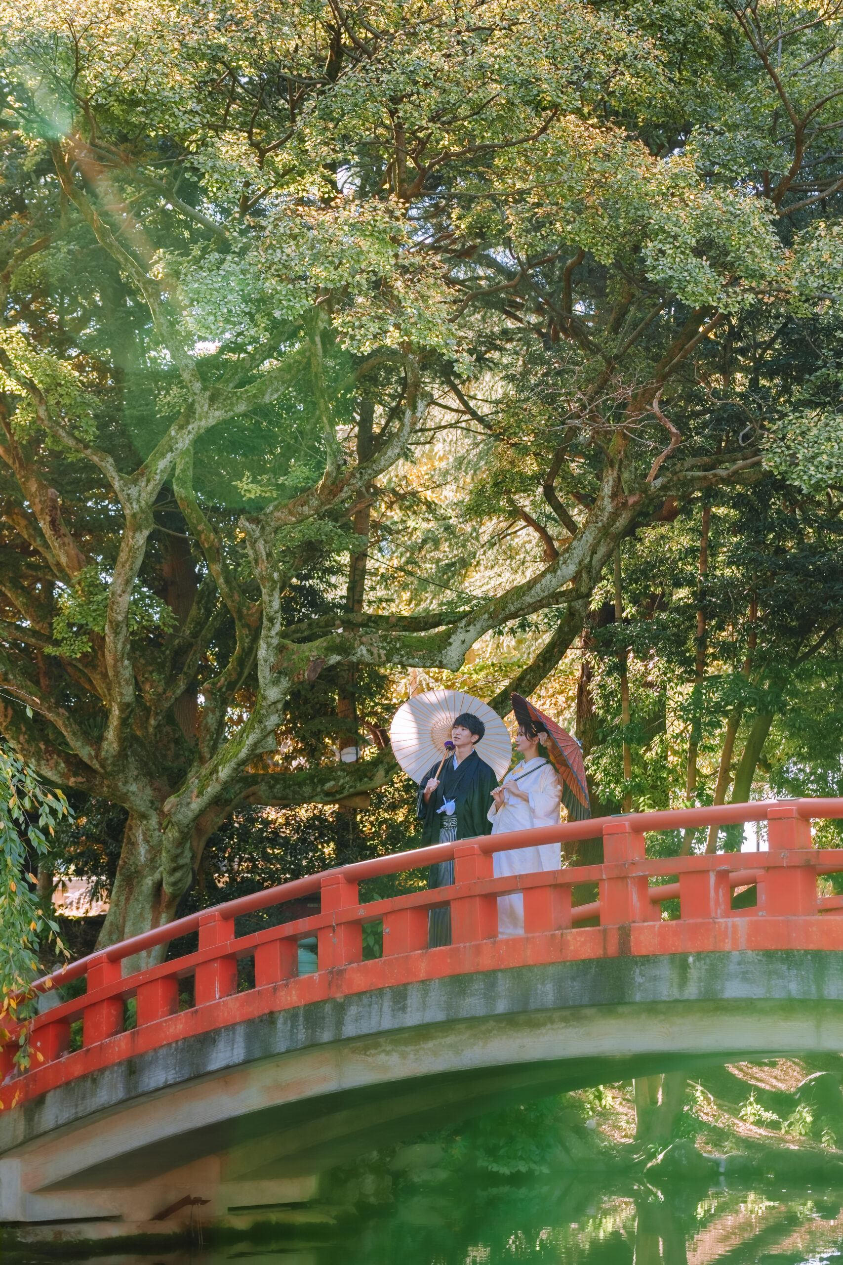 富山県射水市にあるウエディングフォトスタジオシャトンで行った新郎新婦の和装ロケーションフォトウェディング