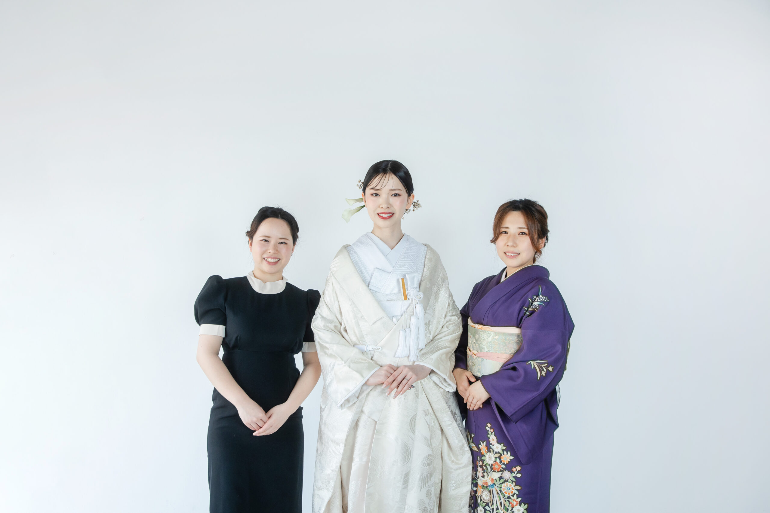 富山県射水市にあるウエディングフォトスタジオシャトンで行った姉妹でのファミリーフォトウェディング